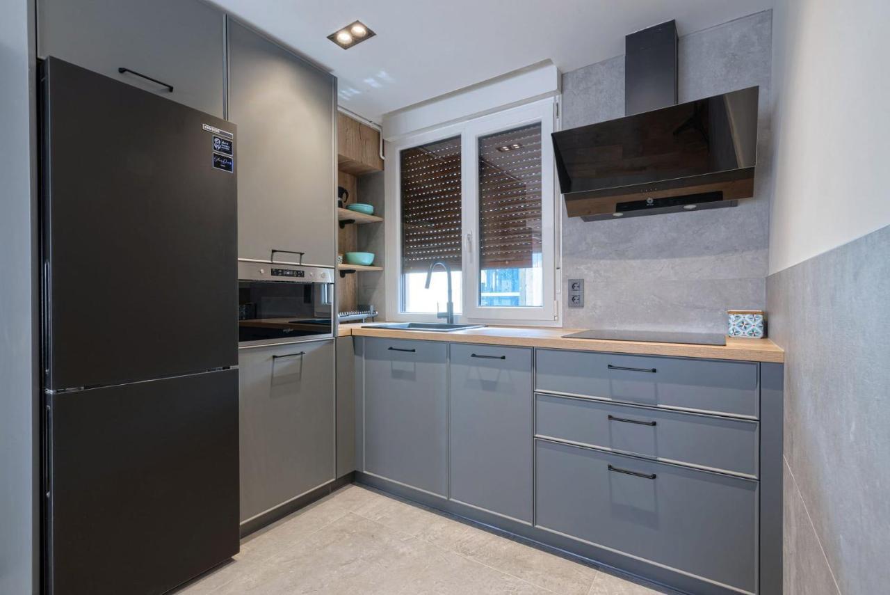 Vivienda Turistica De Diseno Elegante Apartment Билбао Екстериор снимка